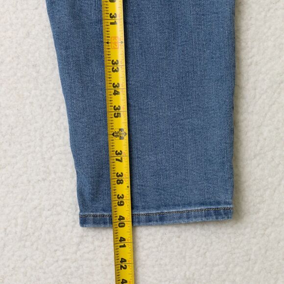 Pilcro Slim Boyfriend Fit Light Wash Blue Jeans Women's Sz 18W - Picture 15 of 16